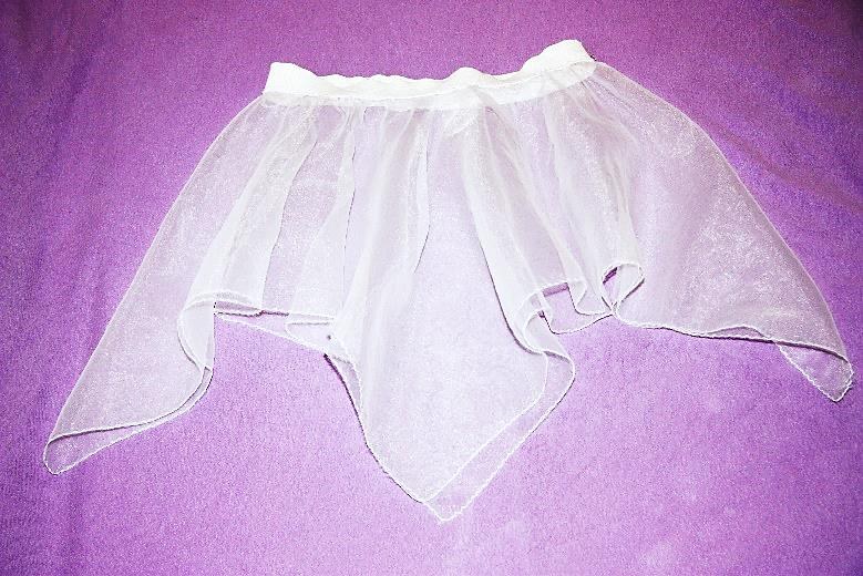 Jupes blanches en voile